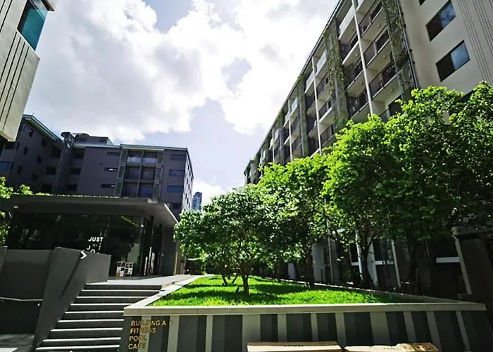Blossom Sathorn Hospitality （曼谷高端酒店公寓） * Bangkok