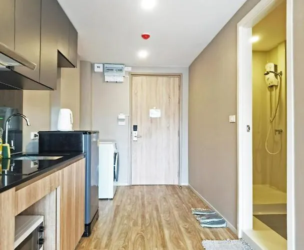 Blossom Sathorn Hospitality （曼谷高端酒店公寓） * Bangkok